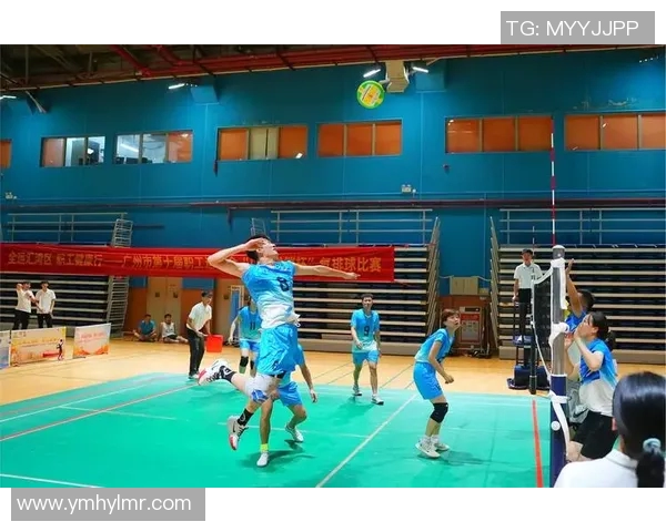 深圳排球队在奥运会上的默契配合展现团队精神与竞技风采 深圳排球队在奥运会上的默契配合展现团队精神与竞技风采